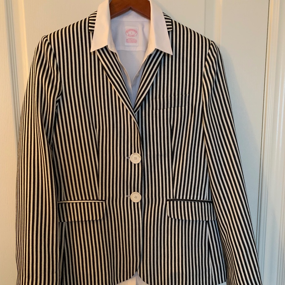 NEW PIAZZA SEMPIONE BLACK & WHITE STRIPED JACKET/BLAZER - SIZE 4 - MADE IN ITALY